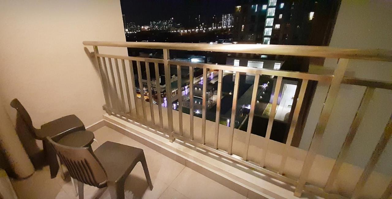 Sunway Paradise Home Staycation Ph2100 Self Check In Out Subang Jaya Esterno foto